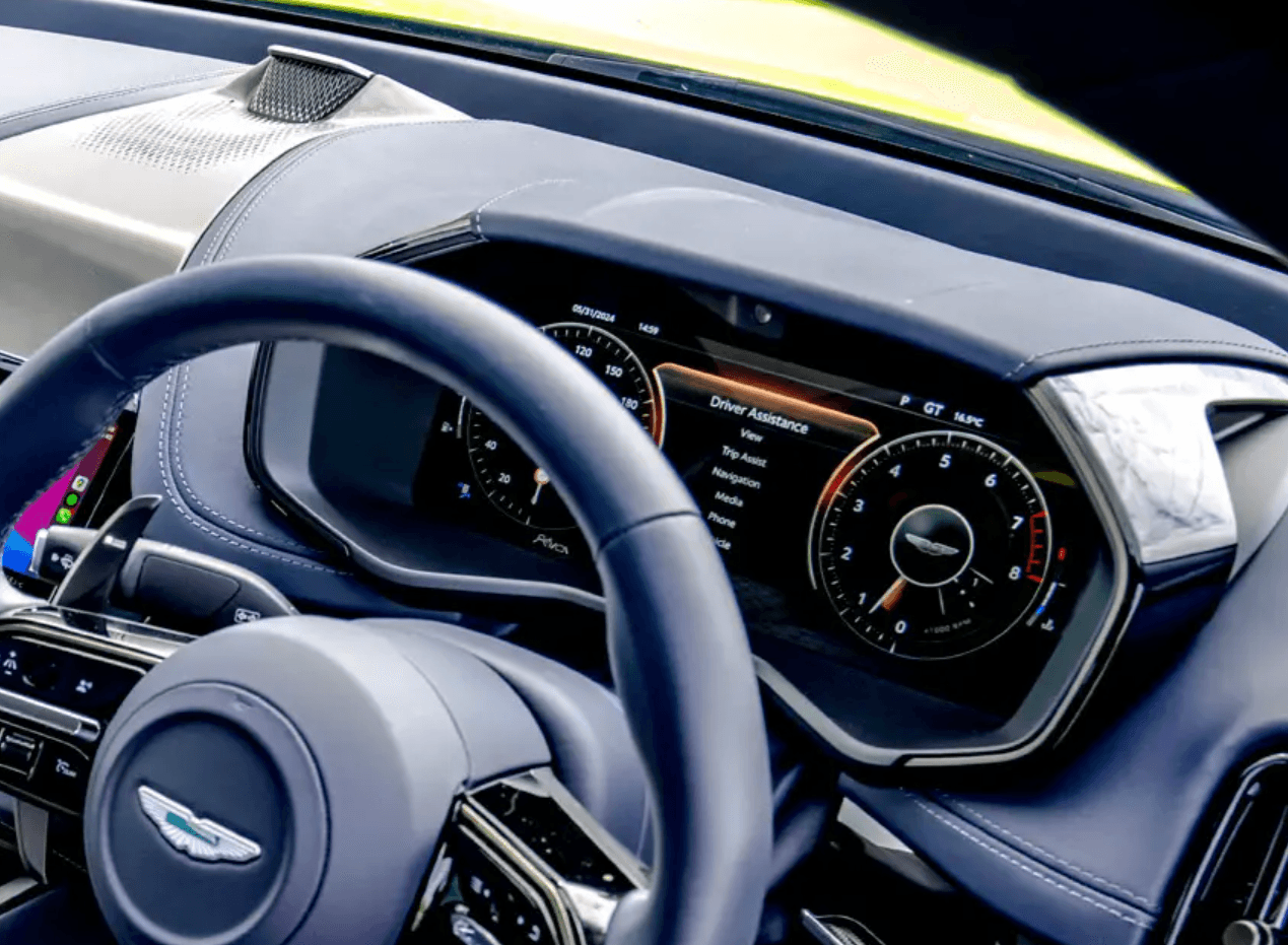 Aston Martin DBX 707 — Image 3